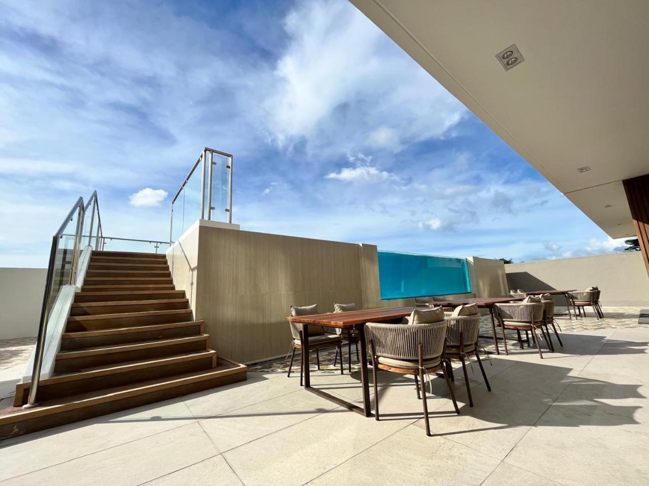 Uma Hotel And Residences ناغا المظهر الخارجي الصورة